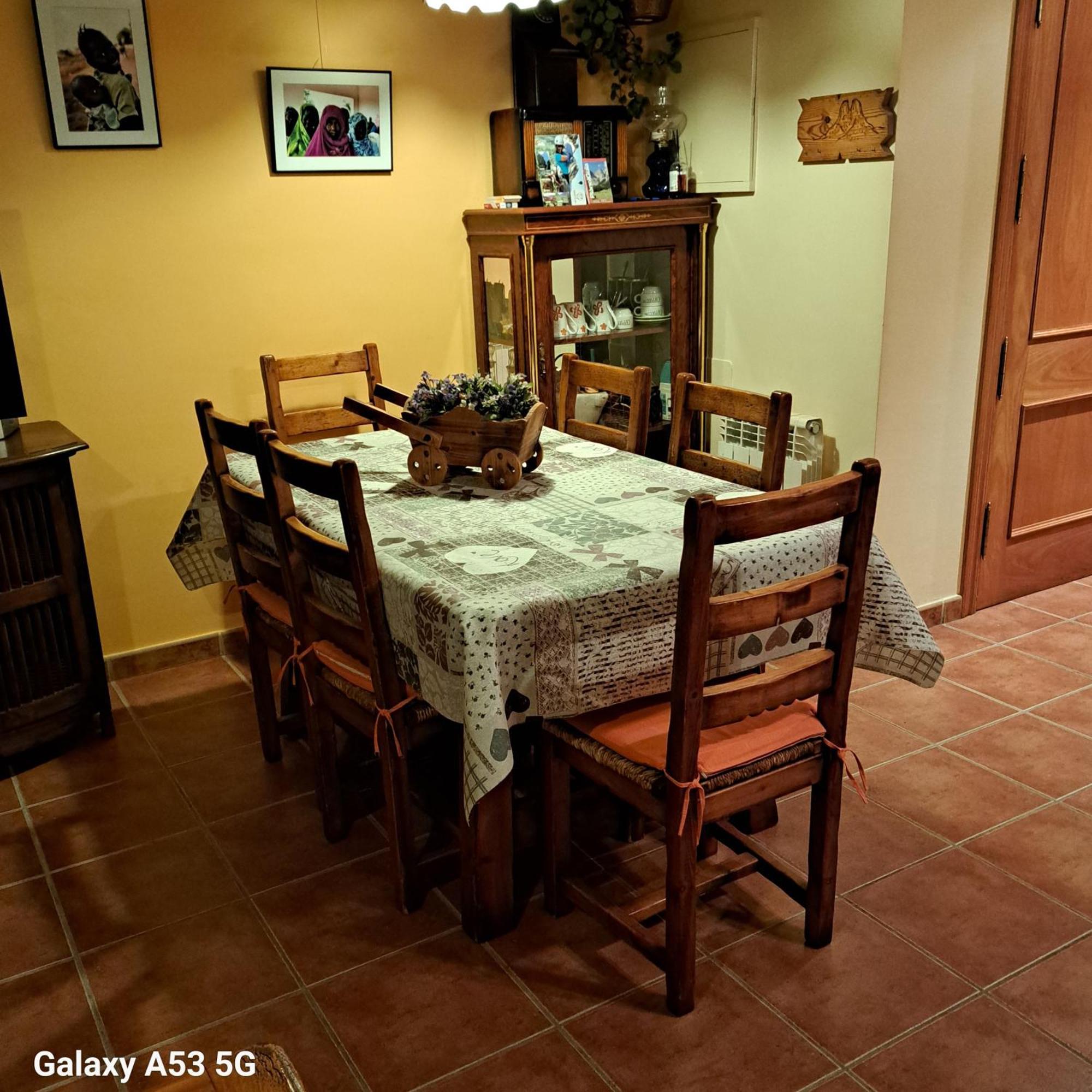 Ensija Pedraforca Apartment Saldés Exterior photo