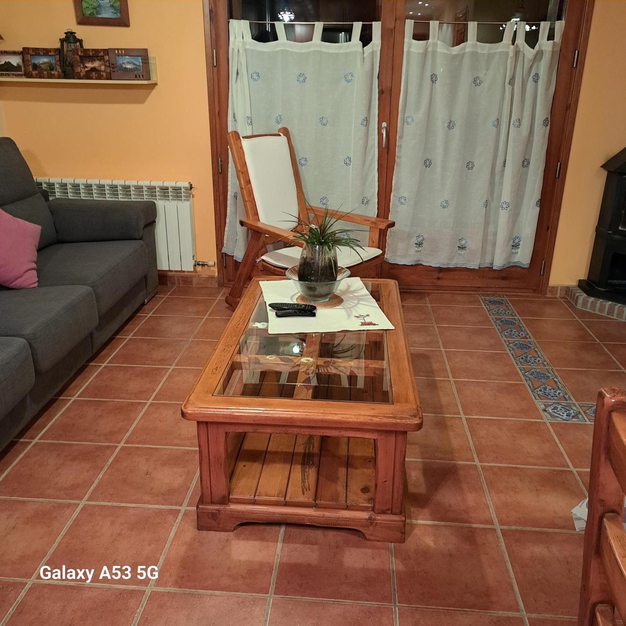 Ensija Pedraforca Apartment Saldés Exterior photo
